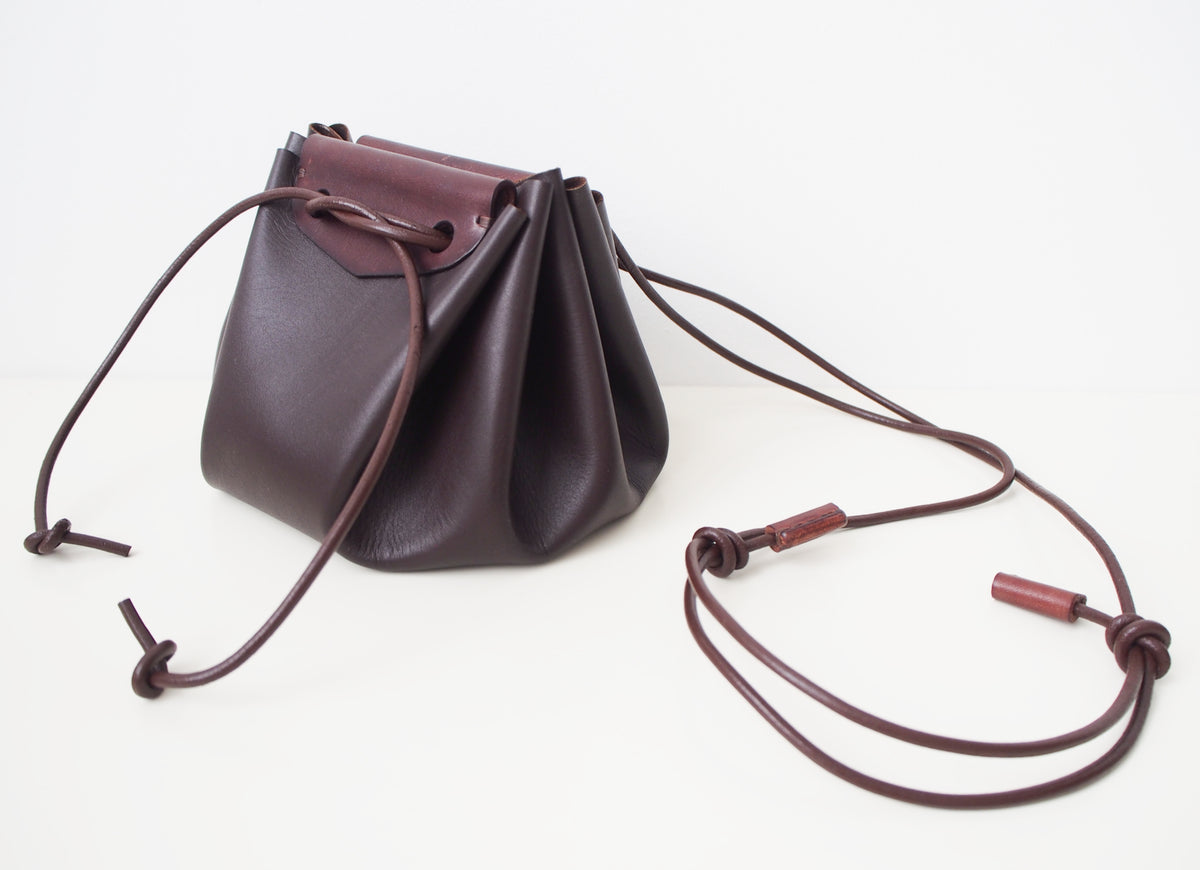見事な創造力 / Medium - Bag Drawstring Puff Brown abokika – バッグ
