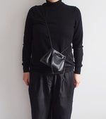Puff Drawstring Bag - Medium / Black