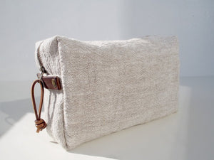 Linen Wash Bag (L) - Plain / Brown Leather