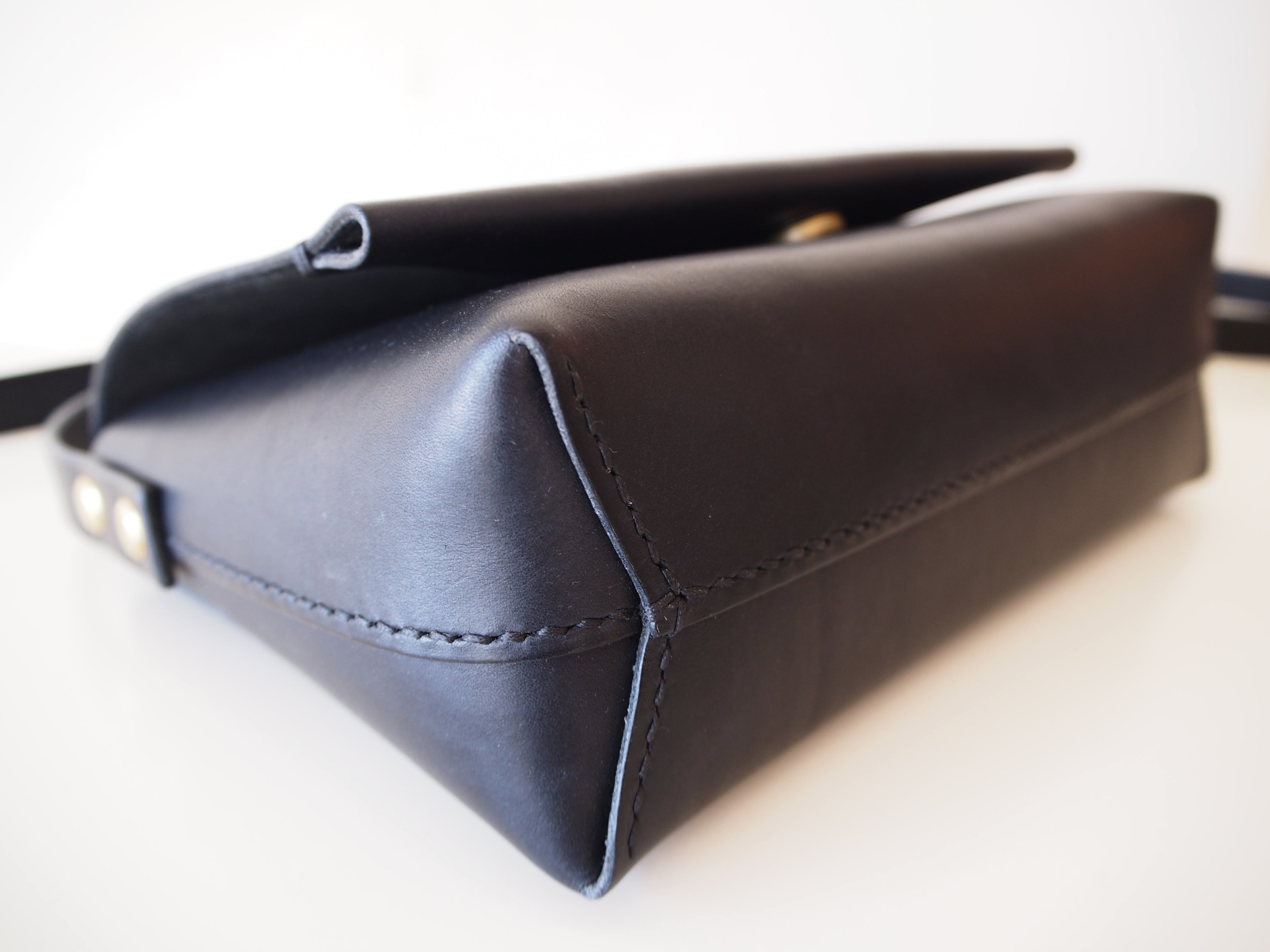 Flap Crossbody Bag - Medium / Black