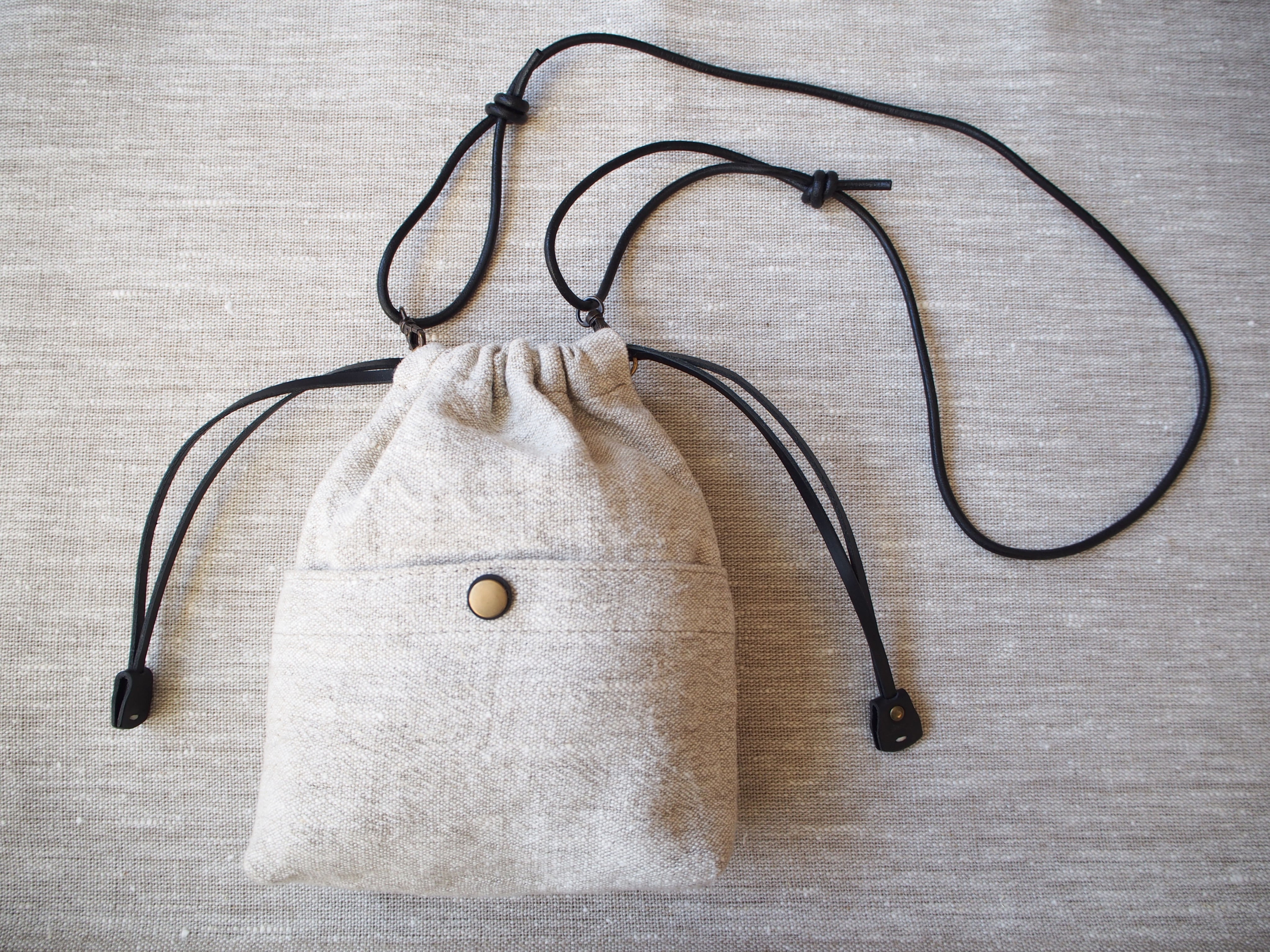 Linen Drawstring Bag / Black